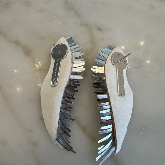 NWOT Mignonne Gavigan large Madeline Earring Seafoam Green and Silver - Picture 2 of 5